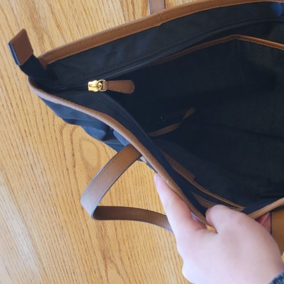 Michael Kors Kempton Nylon Large Shoulder Purse - Picture 11 of 16